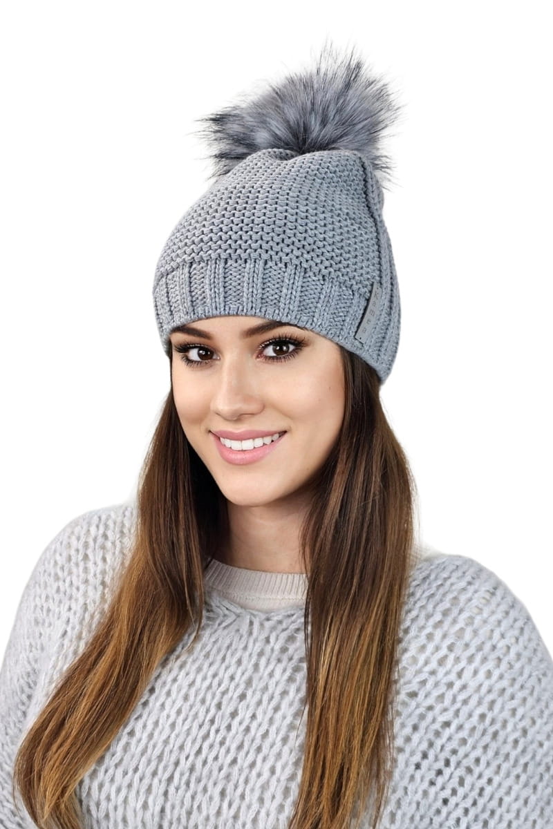 Čepice, Model: Fiona, Barva: šedá, Složení materiálu: 50% Akryl; 30% Vlna; 20% Polyamid, Určení: Podzim/Zima, Velikost: Univerzální (54-60)