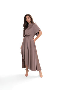 Elegant satin dress with a slit for weddings, parties, and evening outings. Cappuccino color