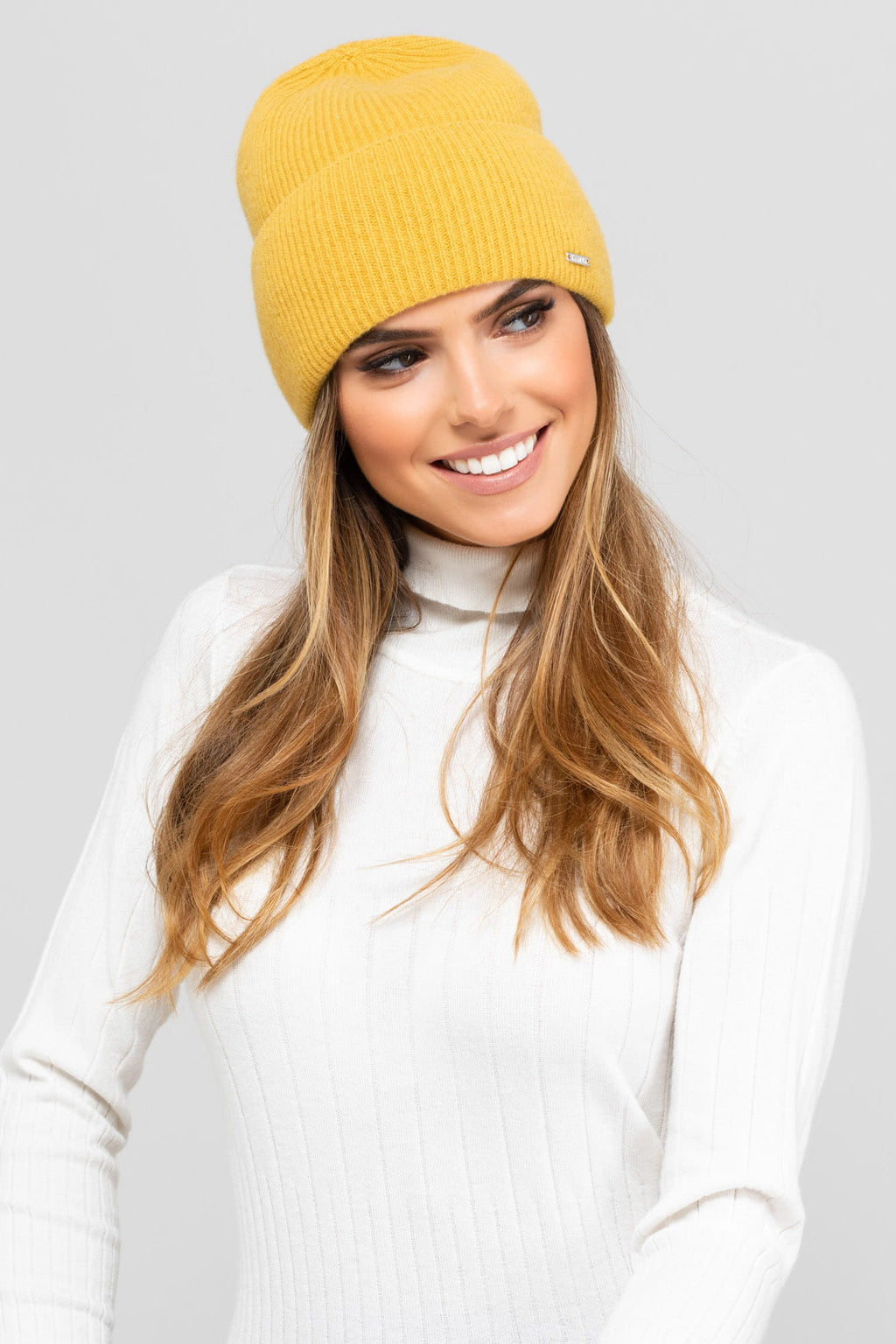 Czapki, Model: Modesto, Kolor: musztardowy, Skład materiału: 80% Ultrafine Merino Wełna; 20% Kaszmir, Rozmiar: Uniwersalny (54-60) (Czapki, zdjęcie 2)