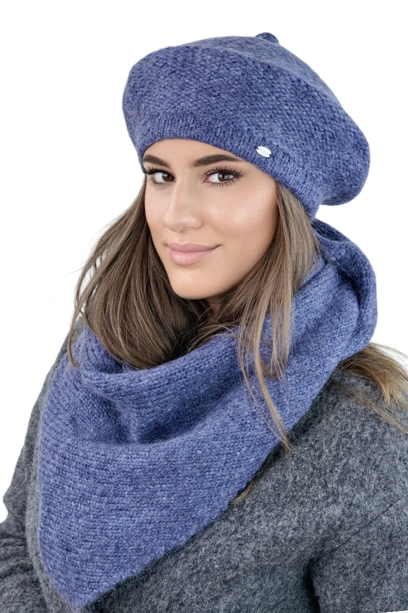Komplet (Beret + Szalik), Model: Ofelia-Komplet, Kolor: jeansowy, Skład materiału: 30% Poliamid; 19% Poliester; 19% Merynos Wełna; 15% Wiskoza; 15% Kid Moher; 2% Lurex, Rozmiar: Uniwersalny (54-60)