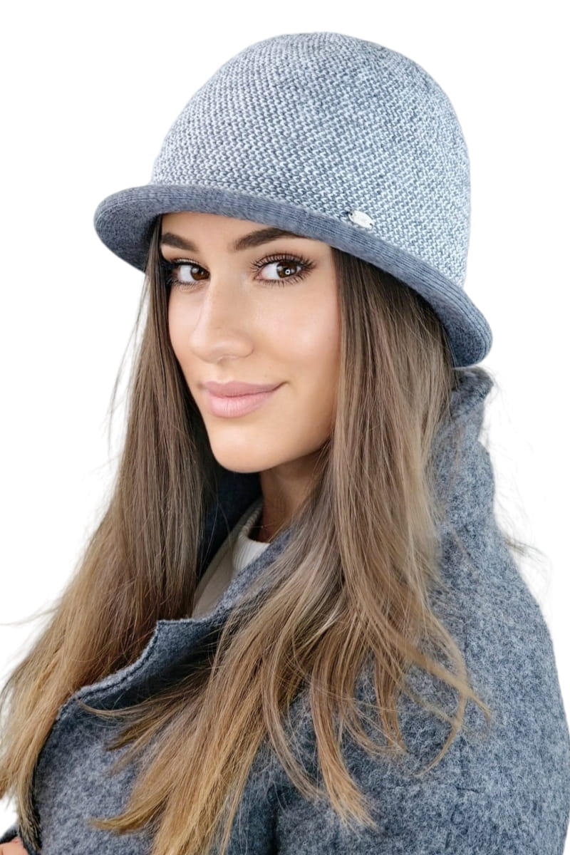 Kapelusz Damski, Model: Zelda, Kolor: ciemny szary, Skład materiału: 50% Akryl; 30% Wełna; 10% Wiskoza; 10% Alpaka, Przeznaczenie: Jesień/Zima, Rozmiar: Uniwersalny (54-60)