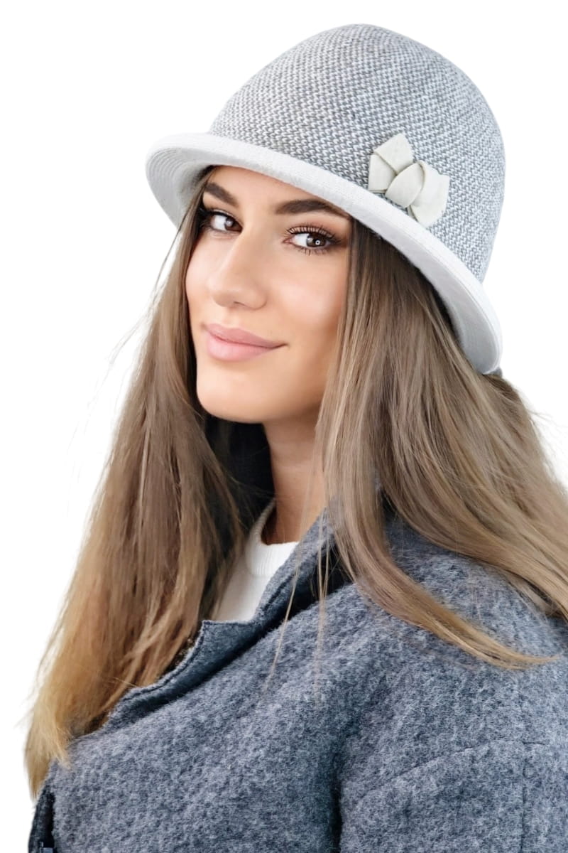 Kapelusz Damski, Model: Dante, Kolor: beżowy, Skład materiału: 50% Akryl; 30% Wełna; 10% Wiskoza; 10% Alpaka, Przeznaczenie: Jesień/Zima, Rozmiar: Uniwersalny (54-60) (Kapelusz Damski, zdjęcie 2)