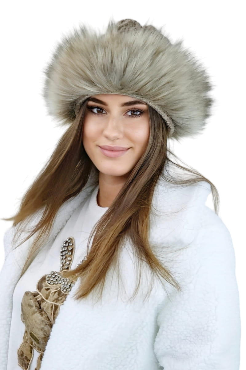 Czapka Damska, Model: Tamara, Kolor: ciemny beżowy, Skład materiału: 50% Akryl; 30% Poliester; 20% Wełna, Rozmiar: Uniwersalny (54-60)