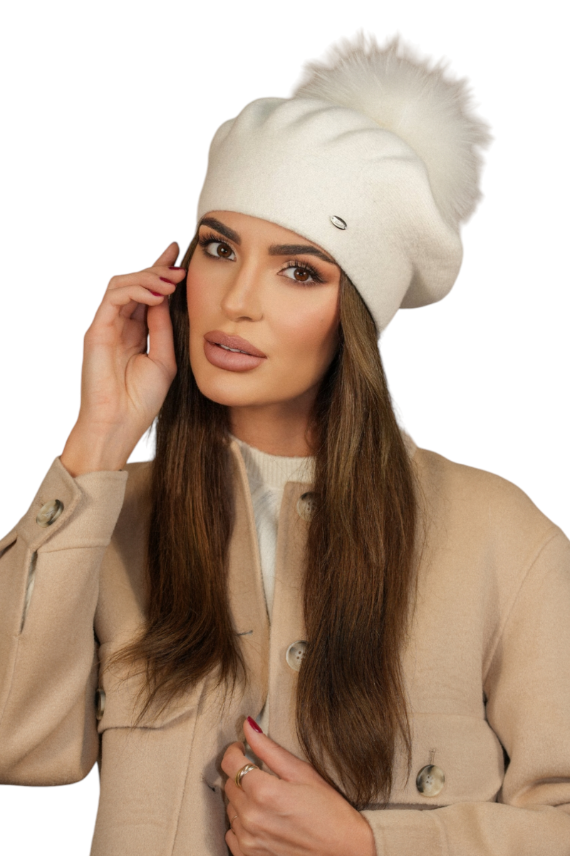 Beret Damski, Model: Fuji-Naturalny Pompon, Kolor: ekru, Skład materiału: 80% Wełna; 20% Poliamid, Przeznaczenie: Jesień/Zima, Rozmiar: Uniwersalny (54-60)