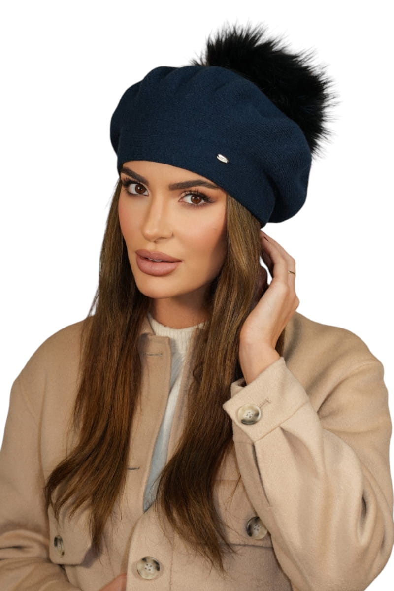 Beret Damski, Model: Fuji-Naturalny Pompon, Kolor: mix granatowy, Skład materiału: 80% Wełna; 20% Poliamid, Przeznaczenie: Jesień/Zima, Rozmiar: Uniwersalny (54-60)