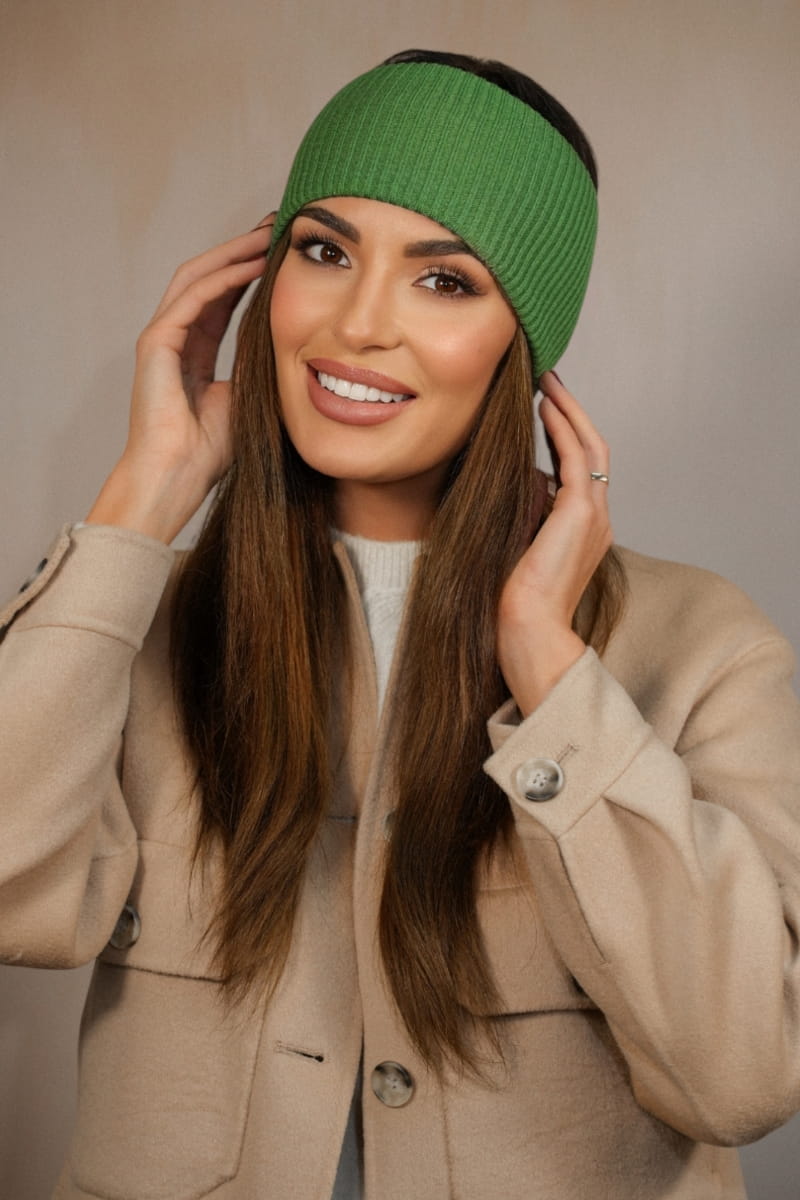 Opaska Damska, Model: Kirby-Opaska, Kolor: zielony, Skład materiału: 52% Wiskoza; 26% Pbt; 22% Poliamid, Przeznaczenie: Jesień/Zima, Rozmiar: Uniwersalny (54-60) (Opaska Damska, zdjęcie 3)