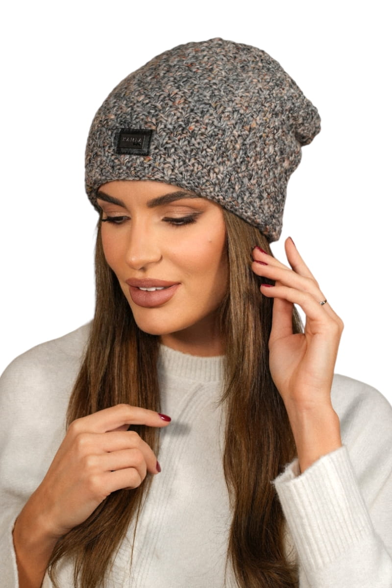 Čepice, Model: Dotto, Barva: tmavě šedá, Složení materiálu: 46% Poliakryl; 20% Vlna; 17% Viskóza; 17% Polyester, Určení: Podzim/Zima, Velikost: Univerzální (54-60)