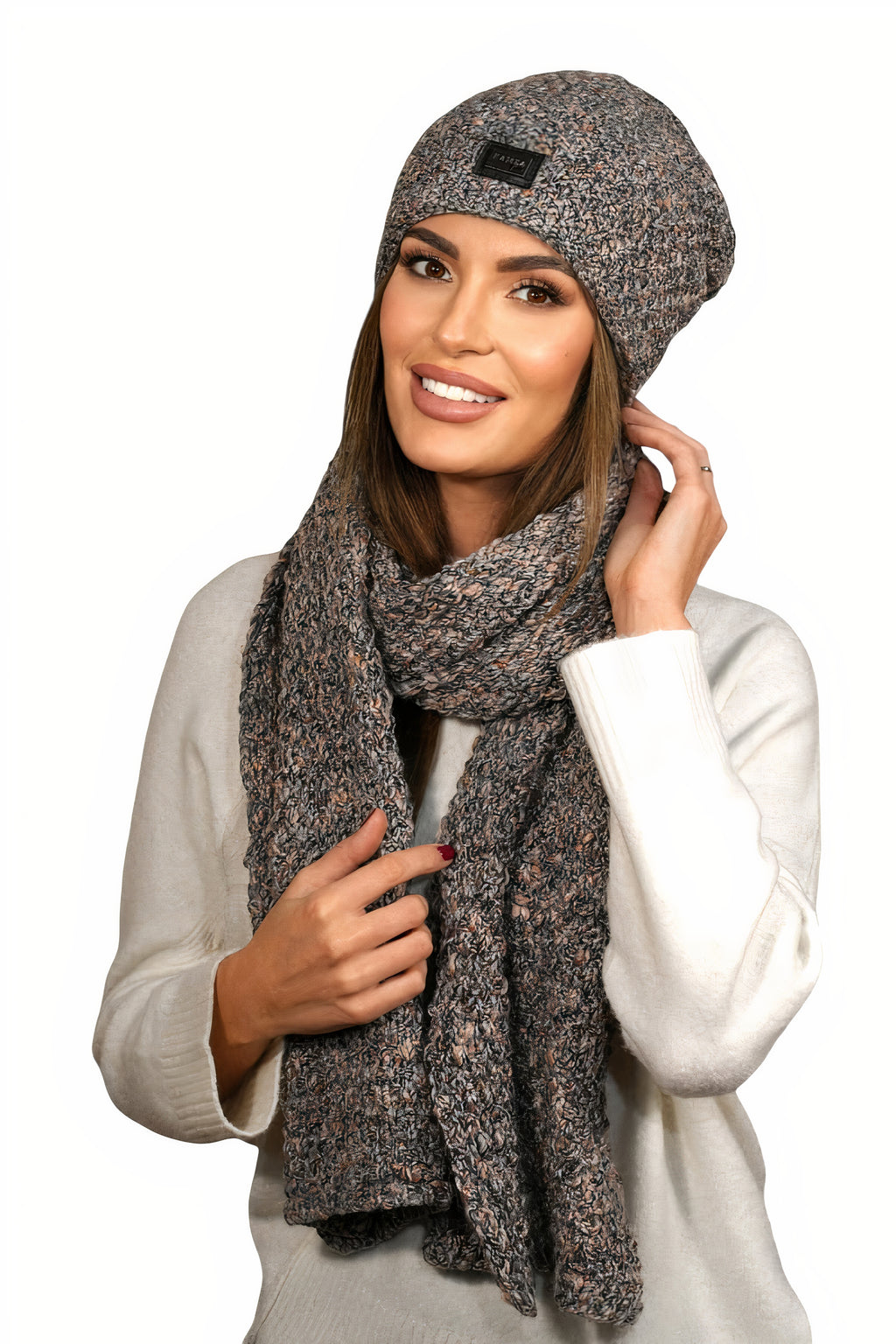 Komplety: czapka + szalik/komin, Model: Dotto-Komplet, Kolor: ciemny szary, Skład materiału: 46% Poliakryl; 20% Wełna; 17% Wiskoza; 17% Poliester, Przeznaczenie: Jesień/Zima, Wymiary(długość/szerokość): 180cm/35cm