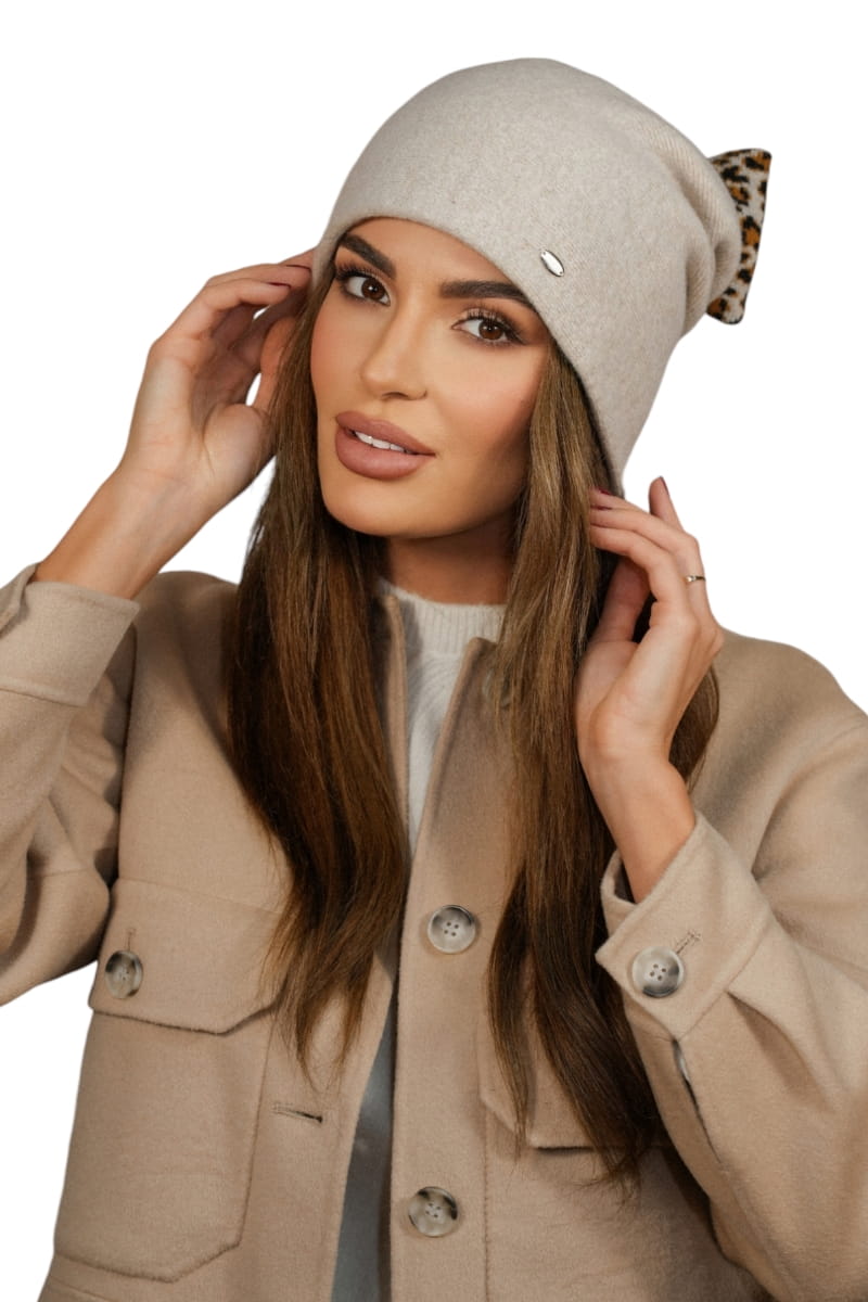 Čepice, Model: Kiku, Barva: béžová, Složení materiálu: 80% Vlna; 20% Polyamid, Určení: Podzim/Zima, Velikost: Univerzální (54-60) (Čepice, fotografie 3)