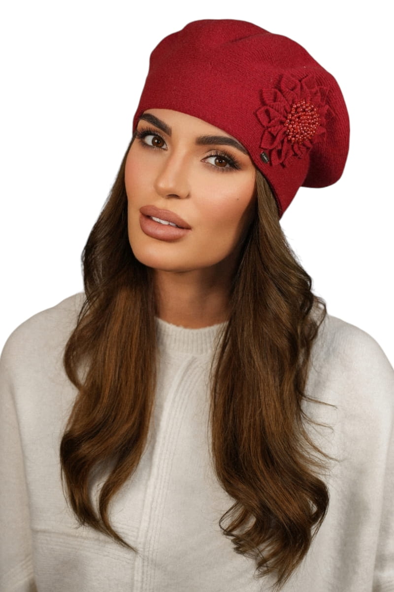 Beret Damski, Model: Peonia, Kolor: czerwony, Skład materiału: 80% Wełna; 20% Poliamid, Przeznaczenie: Jesień/Zima, Rozmiar: Uniwersalny (54-60) (Beret Damski, zdjęcie 2)