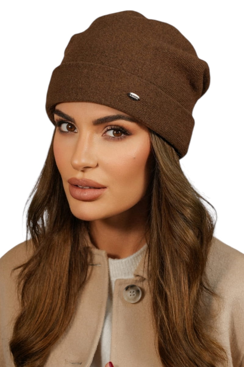 Čepice, Model: Krokus, Barva: čokoládová, Složení materiálu: 80% Vlna; 20% Polyamid, Určení: Podzim/Zima, Velikost: Univerzální (54-60)