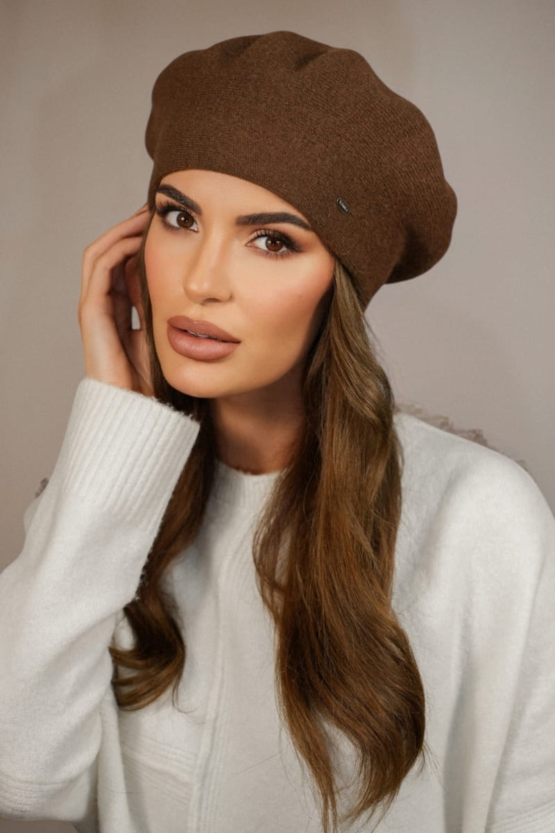 Beret Damski, Model: Kiang, Kolor: czekoladowy, Skład materiału: 80% Wełna; 20% Poliamid, Przeznaczenie: Jesień/Zima, Rozmiar: Uniwersalny (54-60) (Beret Damski, zdjęcie 3)