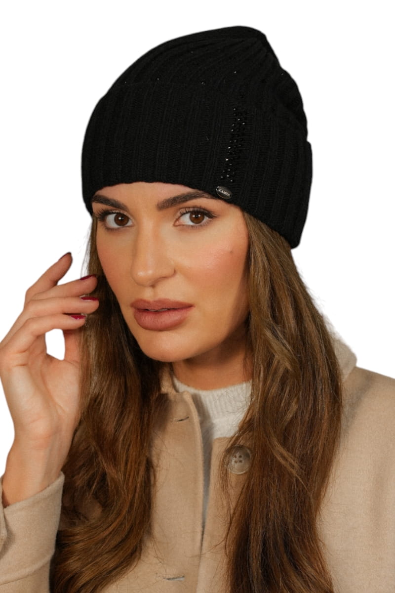 Čepice, Model: Nila.B, Barva: černá, Složení materiálu: 80% Vlna; 20% Polyamid, Velikost: Univerzální (54-60) (Čepice, fotografie 2)