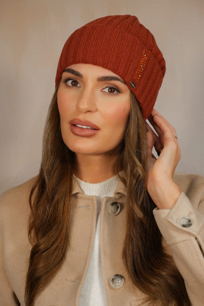 Čepice, Model: Nila.B, Barva: rezavá, Složení materiálu: 80% Vlna; 20% Polyamid, Velikost: Univerzální (54-60) (Čepice, fotografie 2)
