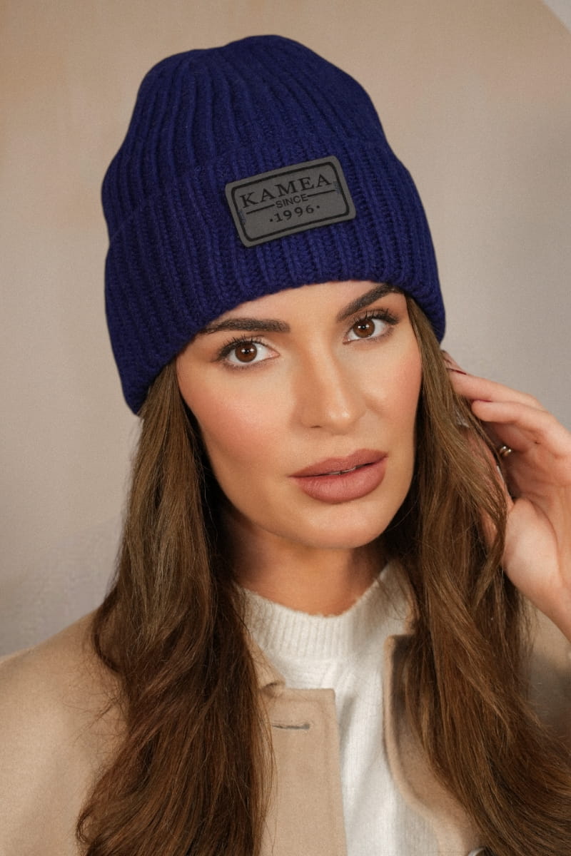 Čepice, Model: Leticia, Barva: námořnická modrá, Složení materiálu: 20% Kašmír; 30% Merino Extrafine; 30% Viskóza; 20% Polyamid, Velikost: Univerzální (54-60) (Čepice, obrázek 2)