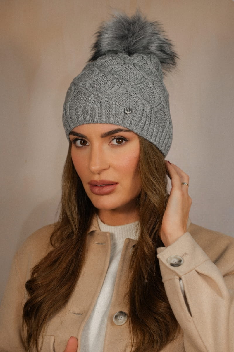 Czapka Damska, Model: Lamis, Kolor: szary, Skład materiału: 50% Akryl; 30% Wełna; 20% Poliamid, Przeznaczenie: Jesień/Zima, Rozmiar: Uniwersalny (54-60) (Czapka Damska, zdjęcie 2)