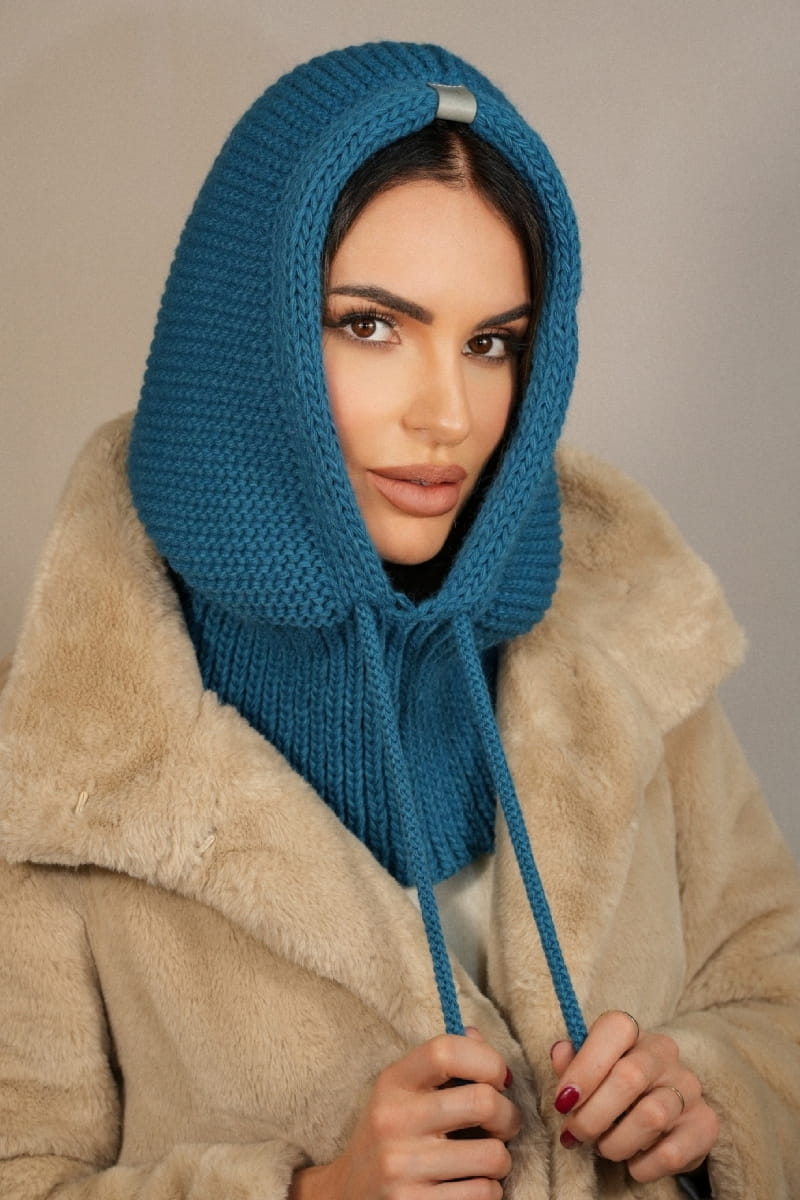 Kaptur Damski, Model: Kaptur-Majrag, Kolor: turkus, Skład materiału: 85% Akryl; 15% Poliamid, Przeznaczenie: Jesień/Zima, Rozmiar: Uniwersalny (Kaptur Damski, zdjęcie 2)