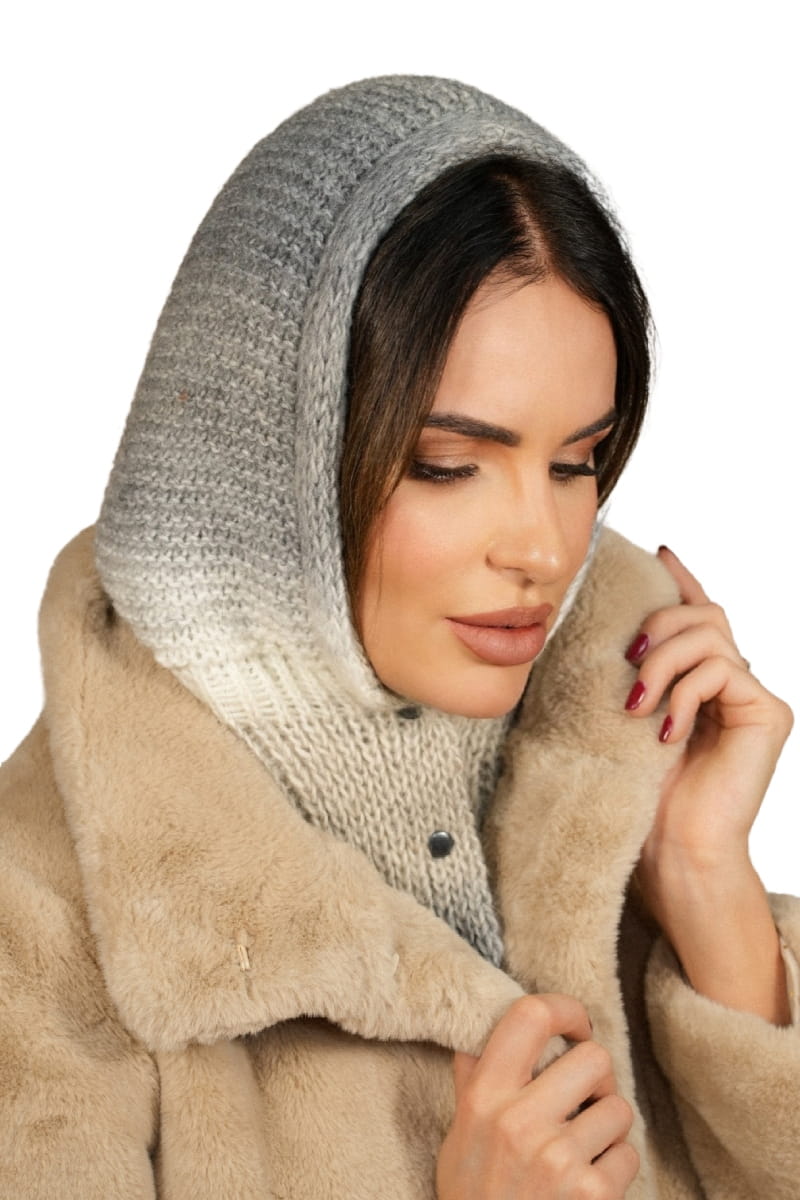 Kaptur Damski, Model: Kaptur-Virginia, Kolor: beżowy, Skład materiału: 55% Poliakryl; 25% Wełna; 20% Alpaka, Przeznaczenie: Jesień/Zima, Rozmiar: Uniwersalny