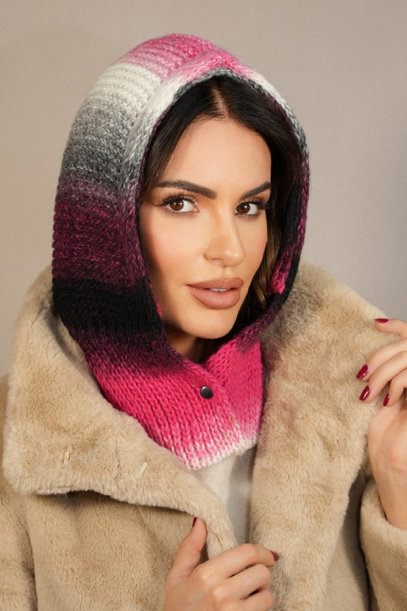 Kaptur Damski, Model: Kaptur-Virginia, Kolor: malinowy, Skład materiału: 55% Poliakryl; 25% Wełna; 20% Alpaka, Przeznaczenie: Jesień/Zima, Rozmiar: Uniwersalny (Kaptur Damski, zdjęcie 2)