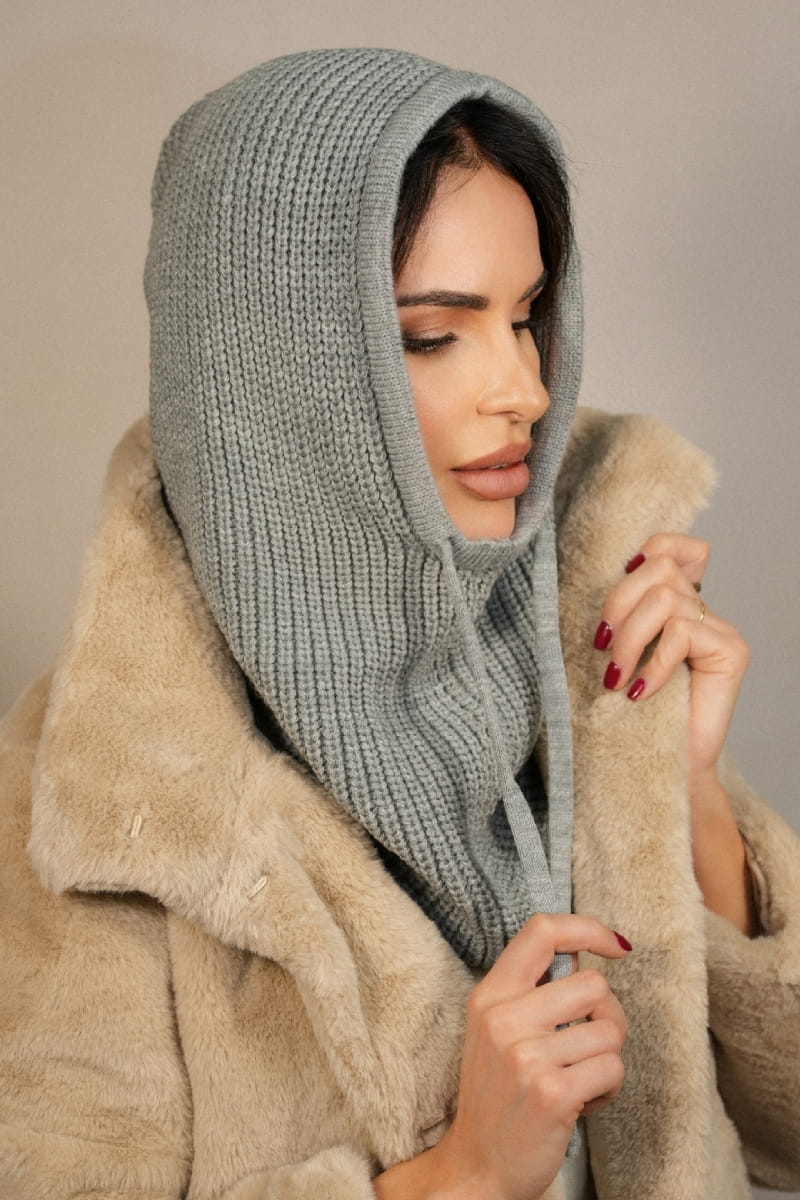 Kaptur Damski, Model: Nilda-Kaptur, Kolor: szary, Skład materiału: 50% Akryl; 30% Wełna; 20% Poliamid, Przeznaczenie: Jesień/Zima, Rozmiar: Uniwersalny (Kaptur Damski, zdjęcie 2)