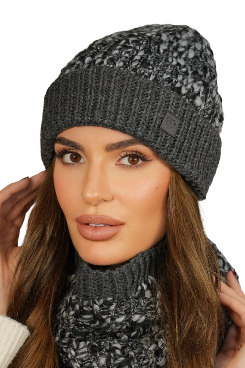 Čepice, Model: Morela, Barva: grafitová, Složení materiálu: 40% vlna; 37% polyakryl; 19% alpaka; 4% polyester, Velikost: univerzální (54-60)