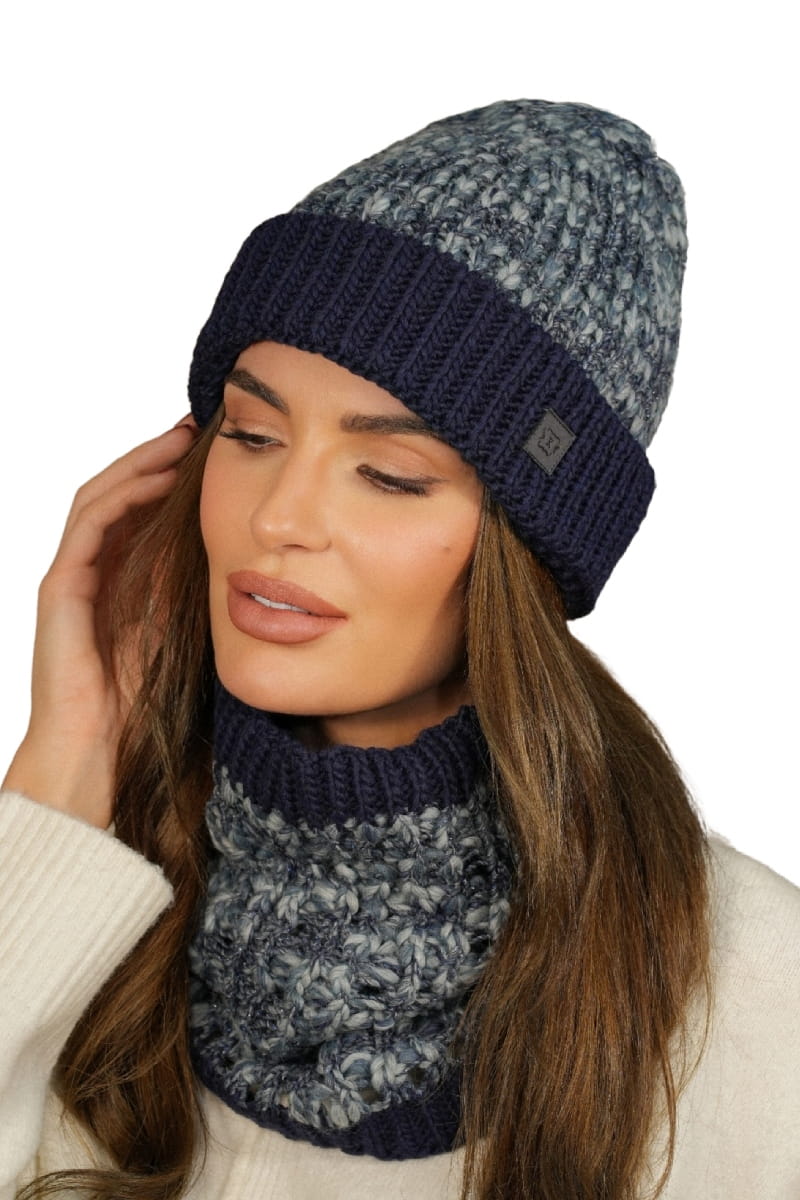 Komplet (Czapka+ Komin), Model: Morela-Komplet, Kolor: granatowy, Skład materiału: 40% Wełna; 37% Poliakryl; 19% Alpaka; 4% Poliester, Rozmiar: Uniwersalny (54-60)