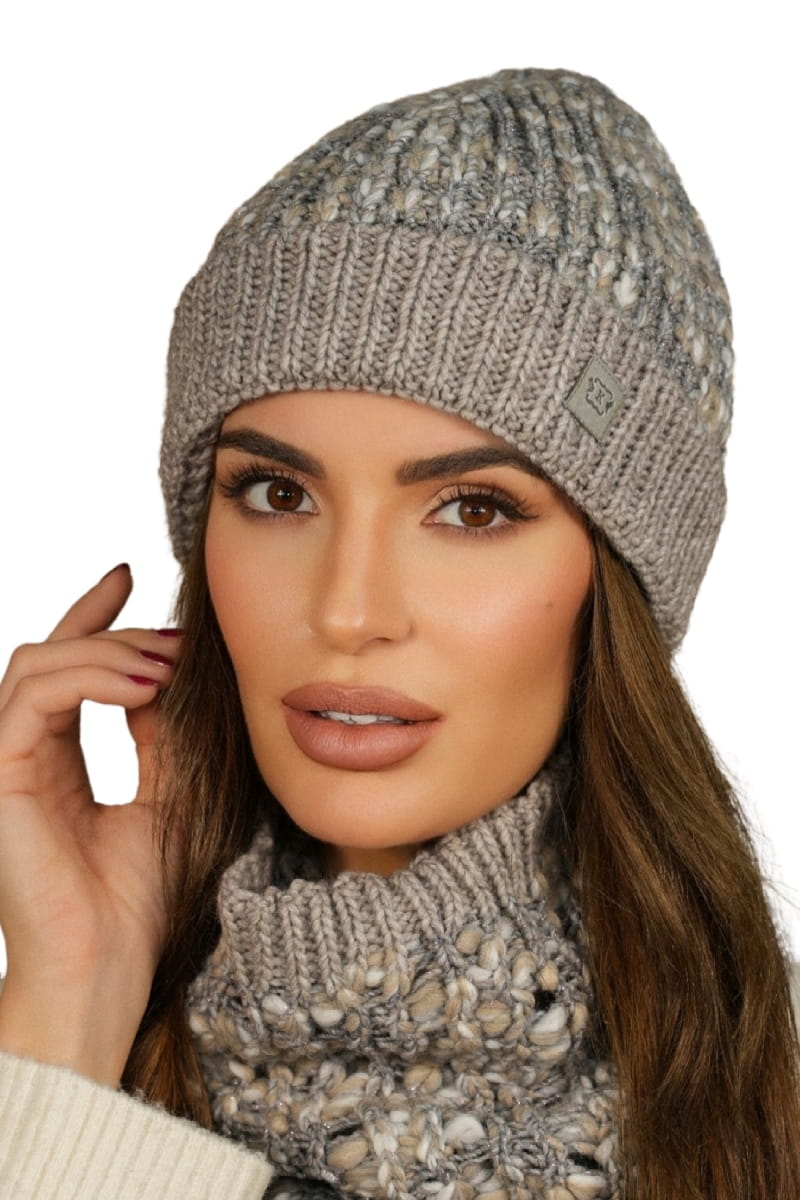 Čepice, Model: Morela, Barva: tmavě béžová, Složení materiálu: 40% vlna; 37% polyakryl; 19% alpaka; 4% polyester, Velikost: univerzální (54-60)