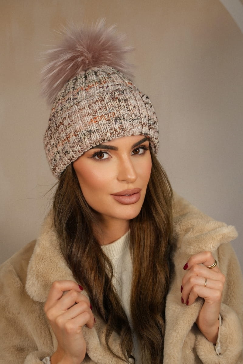 Czapka Damska, Model: Pavone, Kolor: beżowy, Skład materiału: 75% Poliakryl; 25% Wełna, Przeznaczenie: Jesień/Zima, Rozmiar: Uniwersalny (54-60)