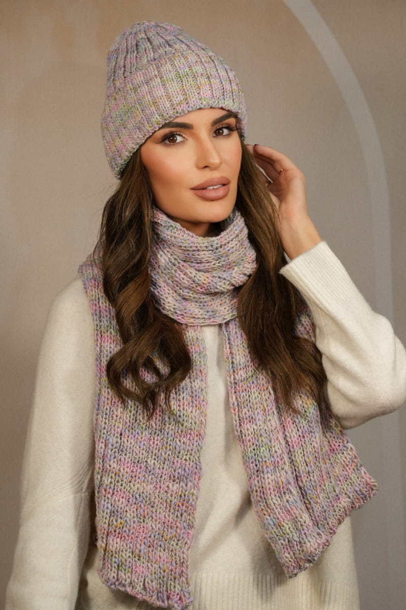 Komplet (Czapka + Szalik), Model: Hasu-Komplet, Kolor: różowy, Skład materiału: 75% Poliakryl; 25% Wełna, Przeznaczenie: Jesień/Zima, Wymiary(długość/szerokość): 164cm/26cm (Komplet (Czapka + Szalik), zdjęcie 2)