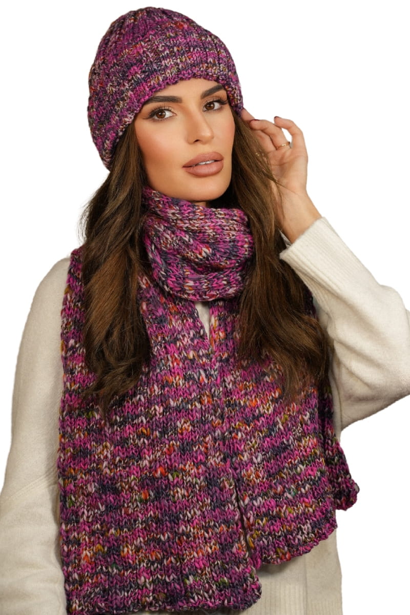 Komplet (Czapka + Szalik), Model: Hasu-Komplet, Kolor: fuksja, Skład materiału: 75% Poliakryl; 25% Wełna, Przeznaczenie: Jesień/Zima, Wymiary(długość/szerokość): 164cm/26cm