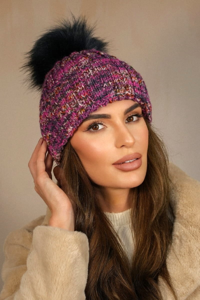 Czapka Damska, Model: Pavone, Kolor: fuksja, Skład materiału: 75% Poliakryl; 25% Wełna, Przeznaczenie: Jesień/Zima, Rozmiar: Uniwersalny (54-60)