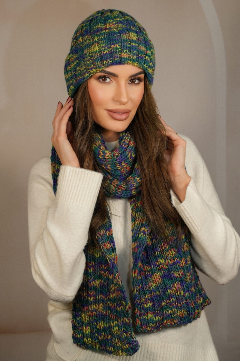 Komplet (Czapka + Szalik), Model: Hasu-Komplet, Kolor: zielony, Skład materiału: 75% Poliakryl; 25% Wełna, Przeznaczenie: Jesień/Zima, Wymiary(długość/szerokość): 164cm/26cm (Komplet (Czapka + Szalik), zdjęcie 2)