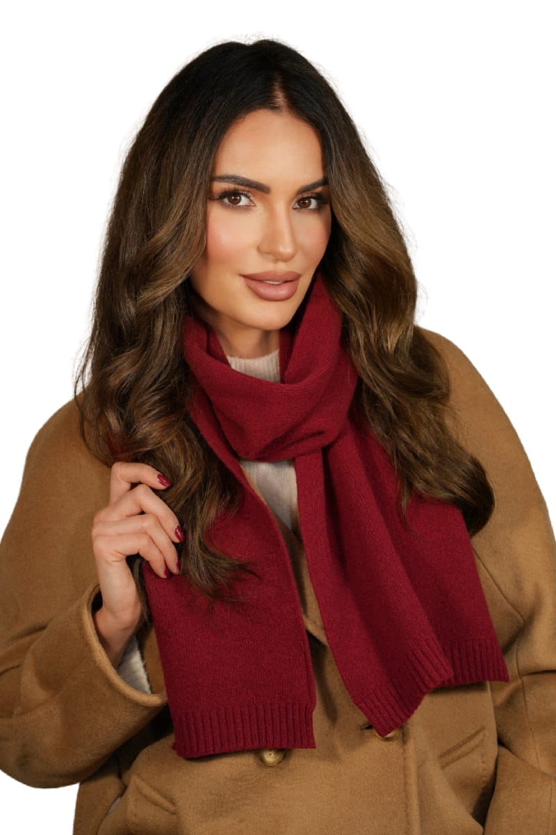 Model: Szalik-02, Kolor: bordowy, Skład materiału: 80% Wełna; 20% Poliamid, Przeznaczenie: Jesień/Zima, Wymiary(długość/szerokość): 160cm/25cm