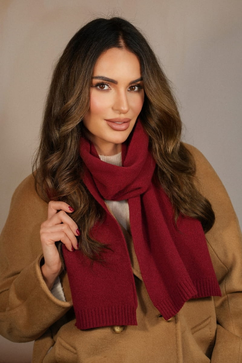 Model: Szalik-02, Kolor: bordowy, Skład materiału: 80% Wełna; 20% Poliamid, Przeznaczenie: Jesień/Zima, Wymiary(długość/szerokość): 160cm/25cm