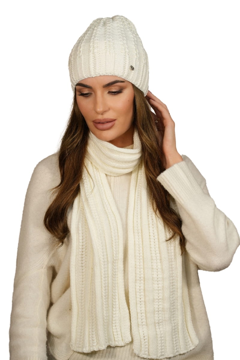 Komplety: czapka + szalik/komin, Model: Filona-Komplet, Kolor: ekru, Skład materiału: 50% Akryl; 30% Wełna; 20% Poliamid, Przeznaczenie: Jesień/Zima, Rozmiar: Uniwersalny (54-60)