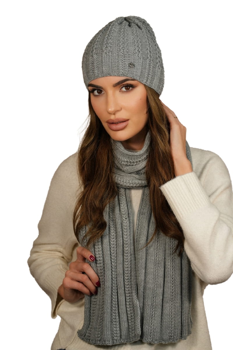 Komplety: czapka + szalik/komin, Model: Filona-Komplet, Kolor: szary, Skład materiału: 50% Akryl; 30% Wełna; 20% Poliamid, Przeznaczenie: Jesień/Zima, Rozmiar: Uniwersalny (54-60)