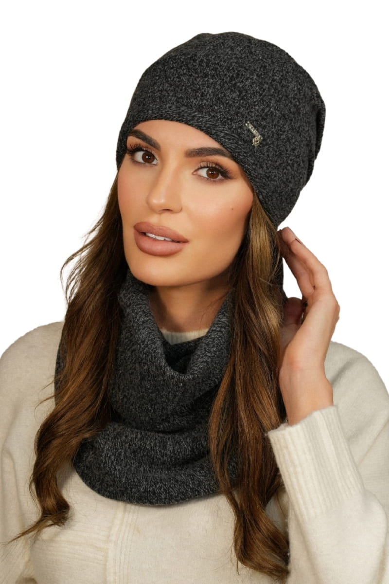 Komplet (Czapka+ Komin), Model: Anna-Komplet, Kolor: grafitowy, Skład materiału: 80% Wełna; 20% Poliamid, Rozmiar: Uniwersalny (54-60)