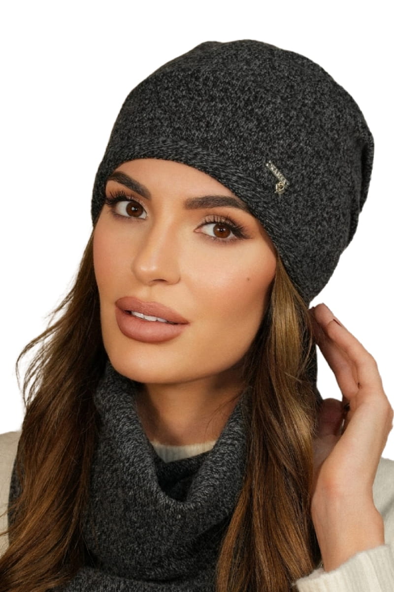 Komplet (Czapka+ Komin), Model: Anna-Komplet, Kolor: grafitowy, Skład materiału: 80% Wełna; 20% Poliamid, Rozmiar: Uniwersalny (54-60) (Komplet (Czapka+ Komin), zdjęcie 3)