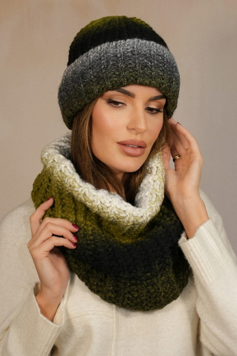 Czapka z wywinięciem i komin w oliwkowym odcieniu, idealne na chłodne dni | KAMEA | Spironik.pl