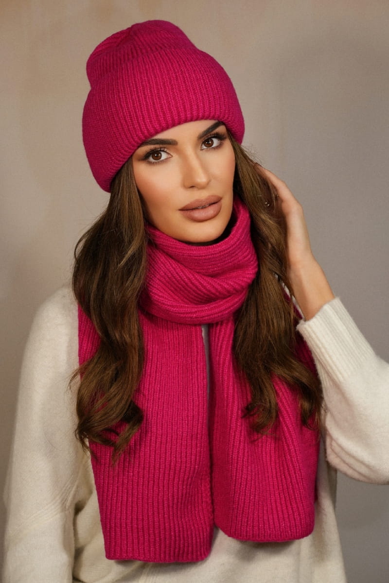 Komplety: czapka + szalik/komin, Model: Alma-Komplet, Kolor: fuksja, Skład materiału: 76% Akryl; 12% Nylon; 12% Elite, Rozmiar: Uniwersalny (54-60) (Komplety: czapka + szalik/komin, zdjęcie 2)