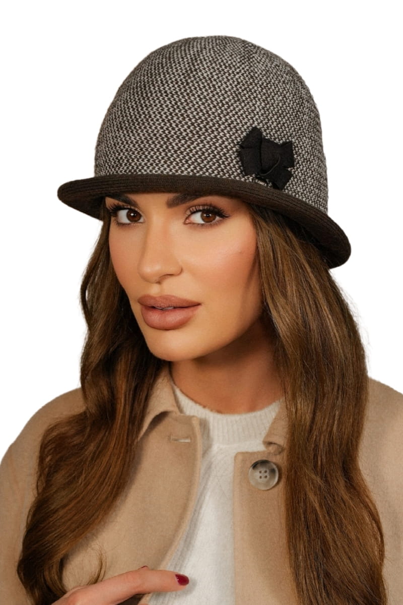 Kapelusz Damski, Model: Dante, Kolor: brązowy, Skład materiału: 50% Akryl; 30% Wełna; 10% Wiskoza; 10% Alpaka, Przeznaczenie: Jesień/Zima, Rozmiar: Uniwersalny (54-60)