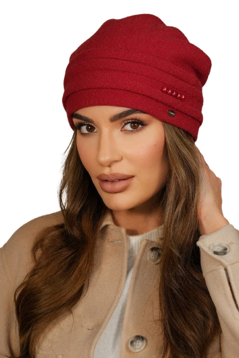 Czapki, Model: Sakura, Kolor: czerwony, Skład materiału: 80% Wełna; 20% Poliamid, Przeznaczenie: Jesień/Zima, Rozmiar: Uniwersalny (54-60)