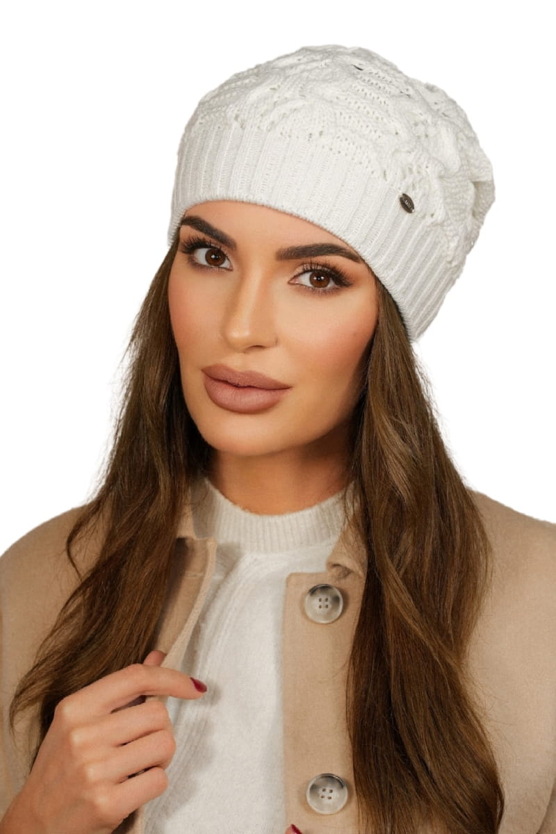 Čepice, Model: Kamila, Barva: ecru, Složení materiálu: 50% Akryl; 30% Vlna; 20% Polyamid, Určení: Podzim/Zima, Velikost: Univerzální (54-60)
