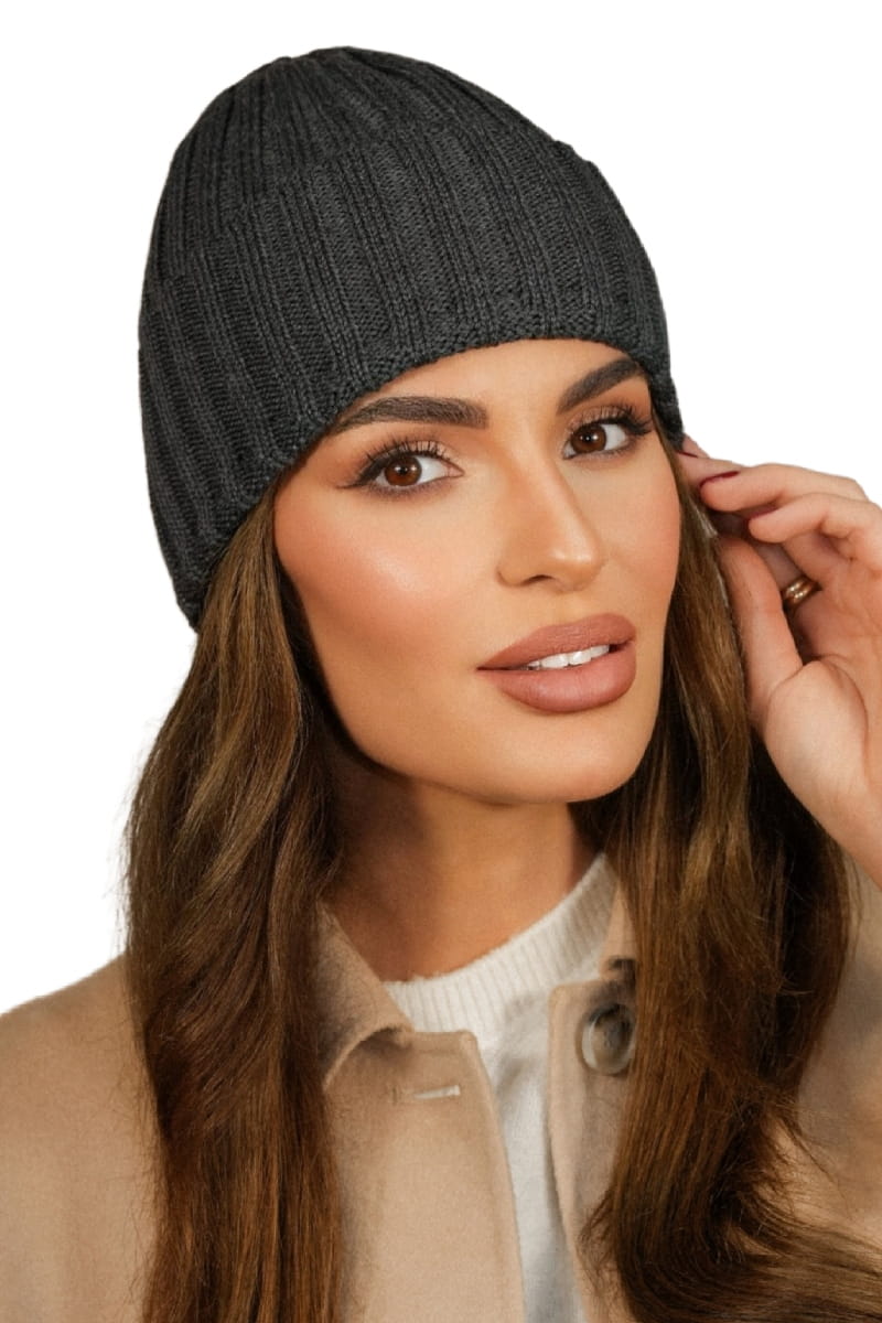 Čepice, Model: Ume, Barva: grafitová, Složení materiálu: 100% Vlna Merino Extrafine, Určení: Podzim/Zima, Velikost: Univerzální (54-60)