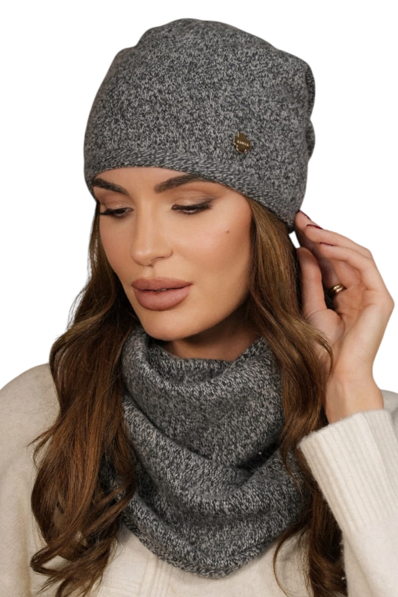Komplet (Czapka + Komin), Model: Anna-Komplet, Kolor: czarny mel., Skład materiału: 80% Wełna; 20% Poliamid, Rozmiar: Uniwersalny (54-60)