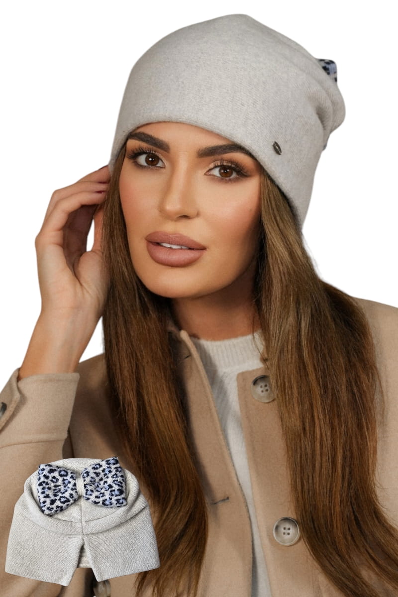 Čepice, Model: Kiku, Barva: světle šedá, Složení materiálu: 80% Vlna; 20% Polyamid, Určení: Podzim/Zima, Velikost: Univerzální (54-60)