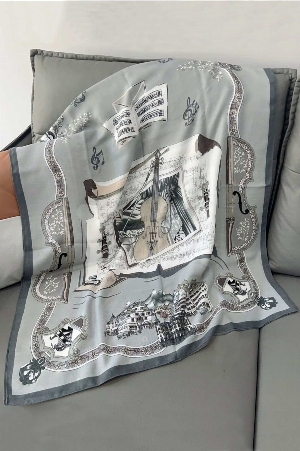 Model: C1910-1//T32//11, Kolor: szary, Skład materiału: 100% Wiskoza, Przeznaczenie: Wielosezonowe, Wymiary(długość/szerokość): 180cm/85cm