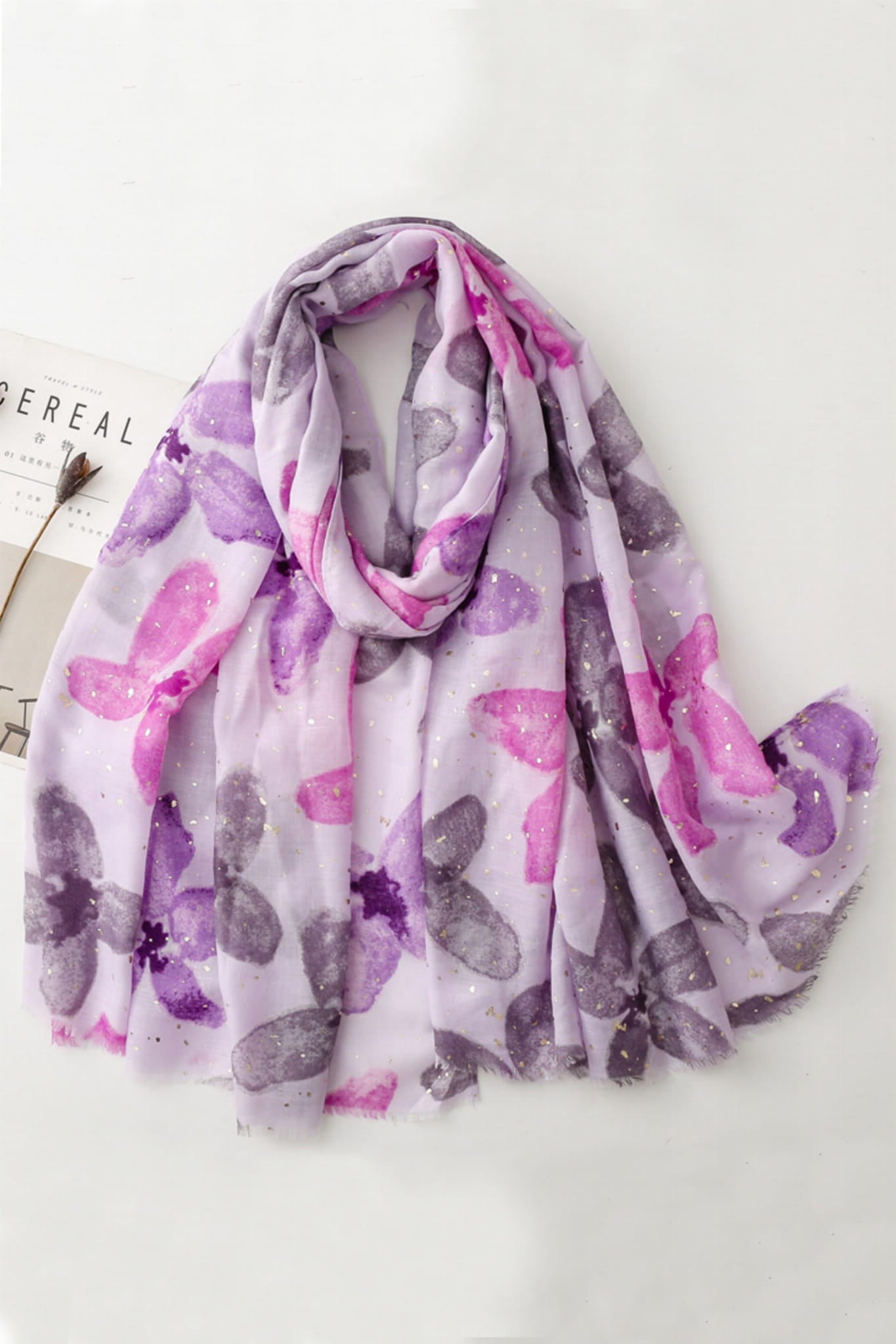 Szalik Damski, Model: C2003-6//T26//5, Kolor: fioletowy, Skład materiału: 50% Wiskoza; 50% Bawełna, Przeznaczenie: Wielosezonowe, Wymiary(długość/szerokość): 180cm/90cm