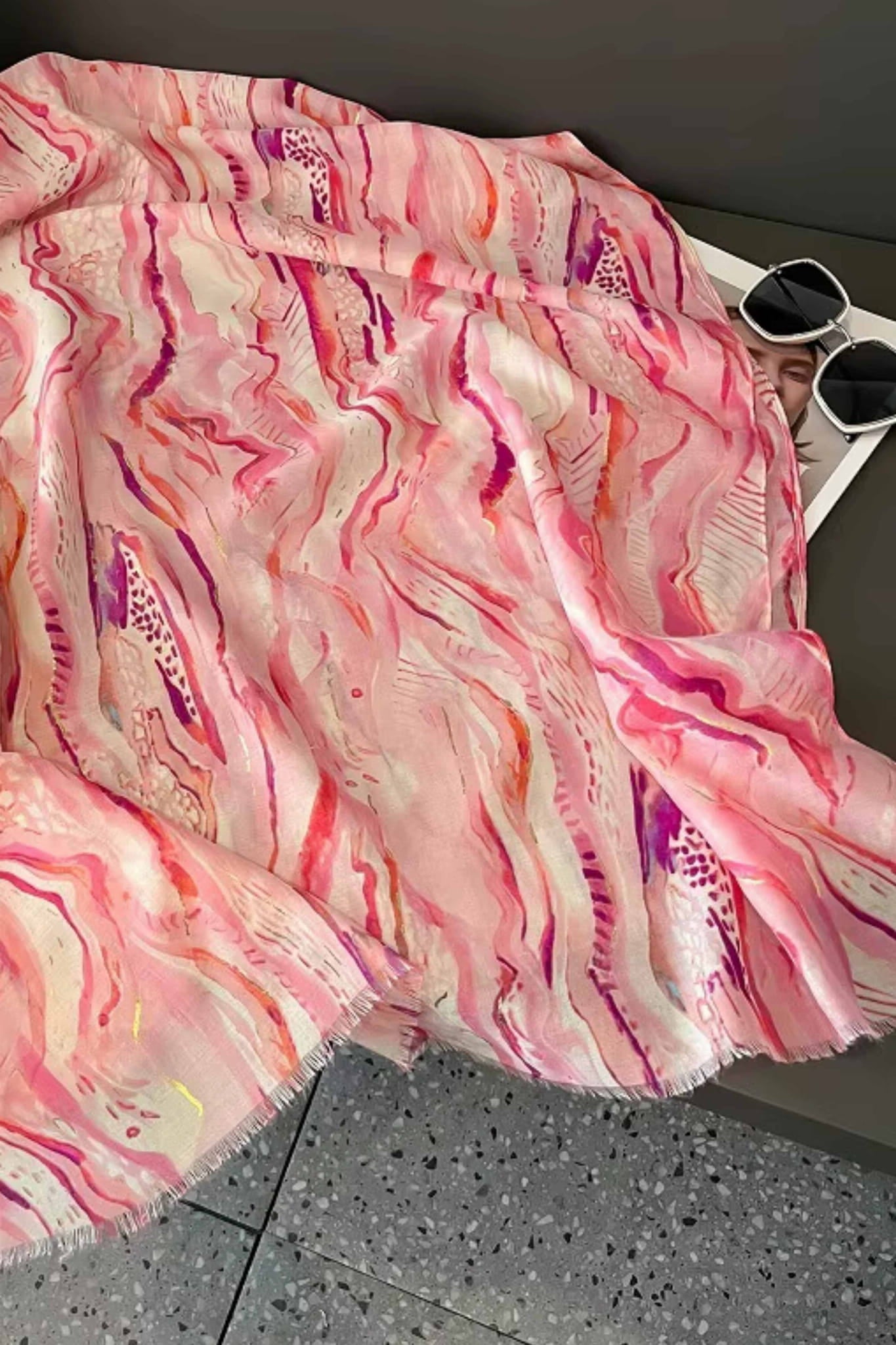 Model: C2012-4//T26//5, Kolor: różowy, Skład materiału: 50% Wiskoza; 50% Bawełna, Przeznaczenie: Wielosezonowe, Wymiary(długość/szerokość): 180cm/90cm