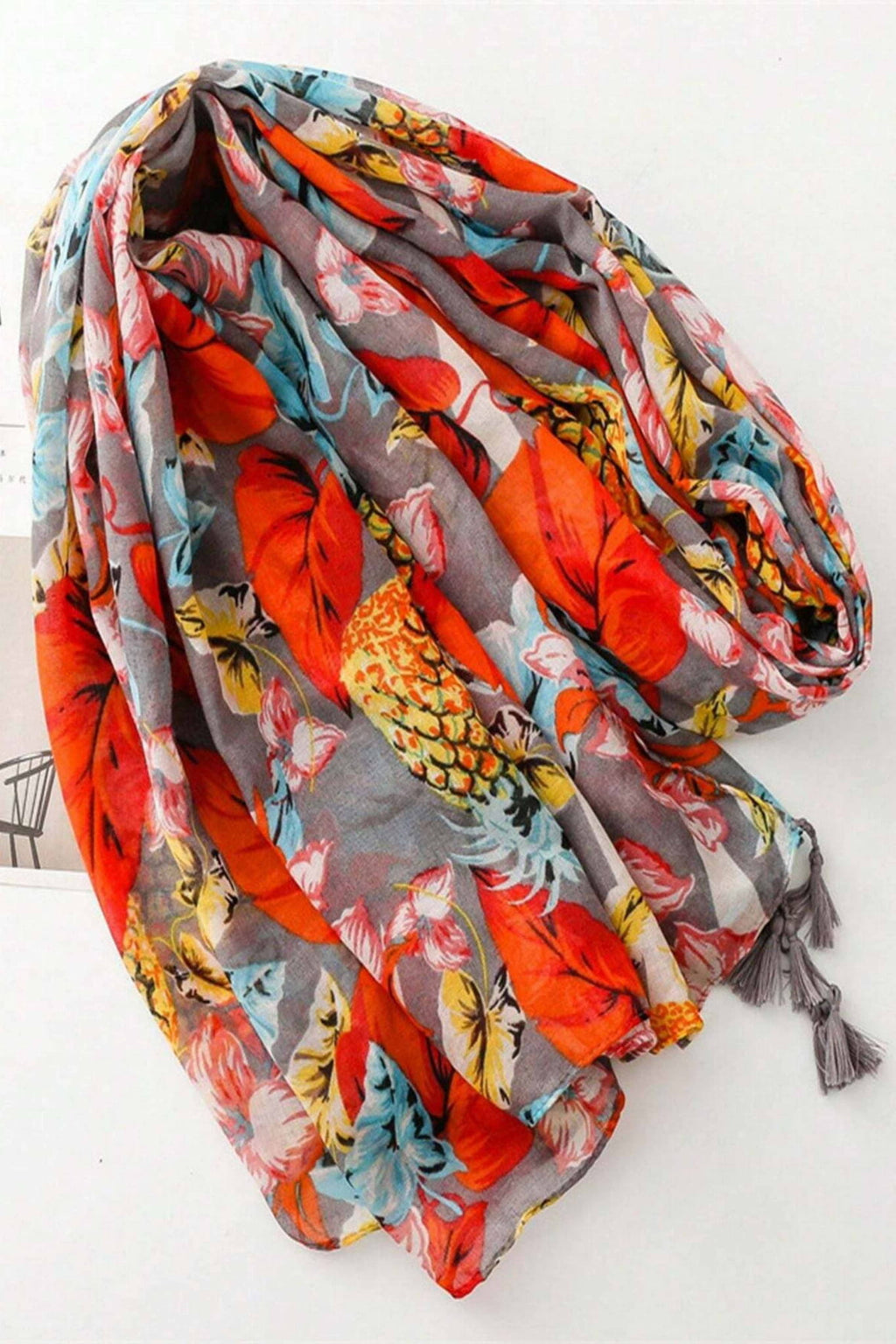 Szalik Damski, Model: C2052-2//T25//4, Kolor: czerwony, Skład materiału: 50% Wiskoza; 50% Bawełna, Przeznaczenie: Wielosezonowe, Wymiary(długość/szerokość): 180cm/90cm